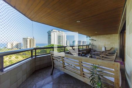 Varanda Sala de apartamento à venda com 3 quartos, 215m² em Barra da Tijuca, Rio de Janeiro