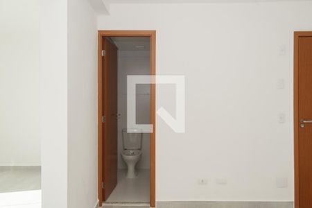 Sala de apartamento para alugar com 2 quartos, 57m² em Vila Mazzei, São Paulo