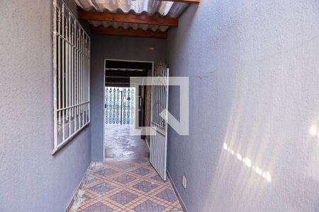 Entrada  de casa à venda com 8 quartos, 250m² em Vila Paranagua, São Paulo