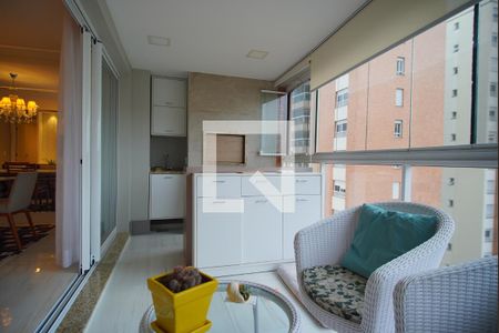 Varanda de apartamento à venda com 3 quartos, 128m² em Jardim do Salso, Porto Alegre
