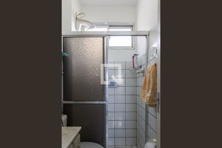 Banheiro de apartamento para alugar com 1 quarto, 39m² em Camaquã, Porto Alegre