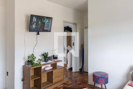 Sala de apartamento para alugar com 1 quarto, 39m² em Camaquã, Porto Alegre