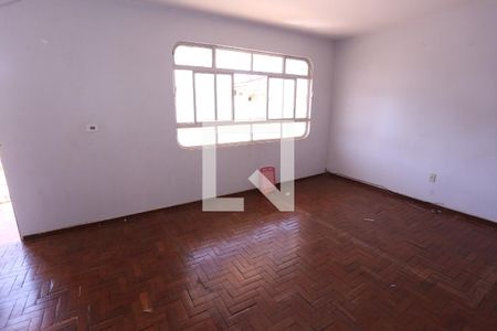 Casa para alugar com 3 quartos, 150m² em Taguatinga Sul (taguatinga), Brasília