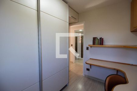 Quarto  de apartamento à venda com 3 quartos, 69m² em Vila Indiana, São Paulo