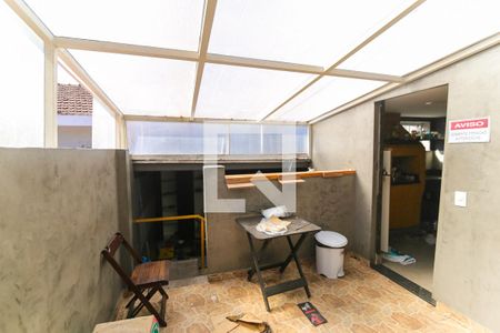 Área de Serviço de casa para alugar com 3 quartos, 80m² em Jardim Umarizal, São Paulo