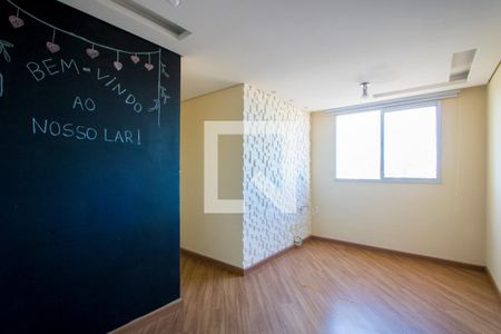Sala de apartamento para alugar com 2 quartos, 47m² em Vila Homero Thon, Santo André