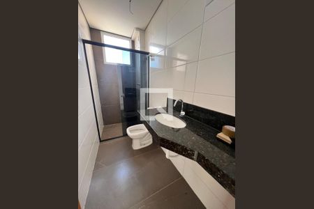 Apartamento à venda com 2 quartos, 63m² em Serrano, Belo Horizonte