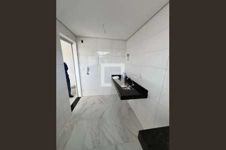 Apartamento à venda com 2 quartos, 63m² em Serrano, Belo Horizonte