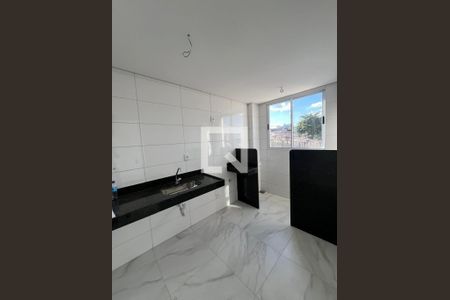 Apartamento à venda com 2 quartos, 63m² em Serrano, Belo Horizonte