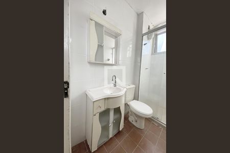 Banheiro 1 de apartamento para alugar com 2 quartos, 57m² em Centro, São Leopoldo