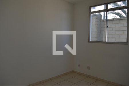 Quarto de apartamento para alugar com 2 quartos, 45m² em Cabral, Contagem