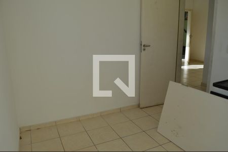 Quarto 2 de apartamento para alugar com 2 quartos, 45m² em Cabral, Contagem