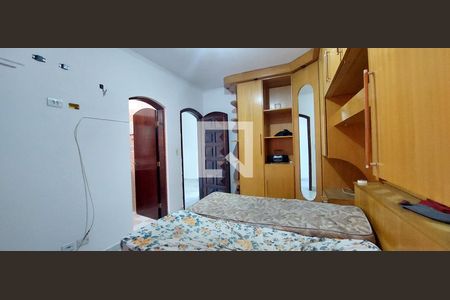 Quarto 1 suíte de casa para alugar com 3 quartos, 270m² em Santa Maria, Santo André