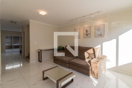Sala de casa de condomínio para alugar com 3 quartos, 140m² em Portal dos Gramados, Guarulhos