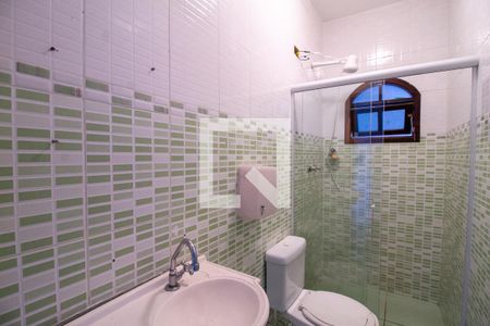 Banheiro 1 de casa para alugar com 4 quartos, 200m² em Parque Flamengo, Guarulhos