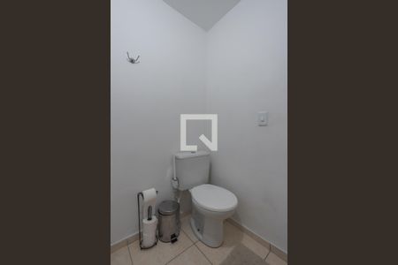 Banheiro Social de apartamento à venda com 2 quartos, 55m² em Morro Santana, Porto Alegre