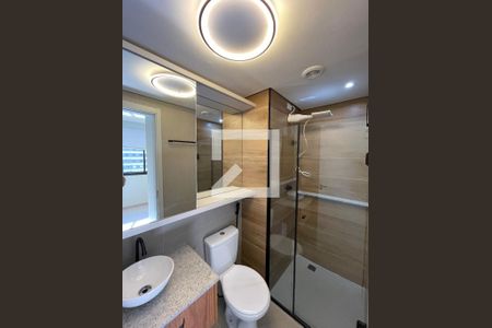 Banheiro da Suíte de apartamento para alugar com 1 quarto, 24m² em Butantã, São Paulo