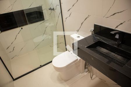 Banheiro Suíte 1 de casa de condomínio para alugar com 3 quartos, 162m² em Jardim Santa Rita de Cassia, Hortolândia