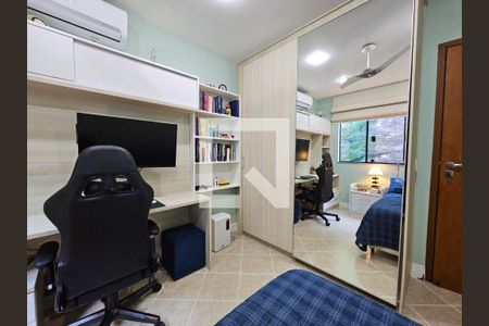 Casa à venda com 3 quartos, 272m² em Piratininga, Niterói