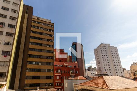 Quarto 1 - Vista de apartamento à venda com 2 quartos, 77m² em Vila Buarque, São Paulo