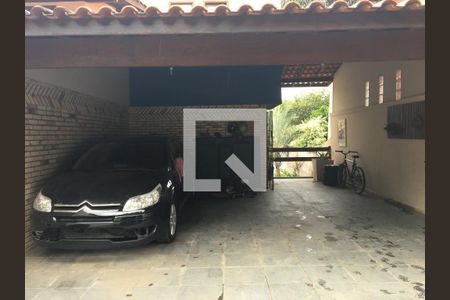 Casa à venda com 3 quartos, 400m² em Itaipu, Niterói