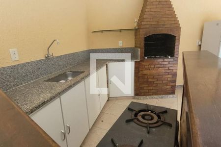 Casa à venda com 244m², 4 quartos e 4 vagas