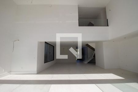 Sala de casa à venda com 6 quartos, 860m² em Barra da Tijuca, Rio de Janeiro