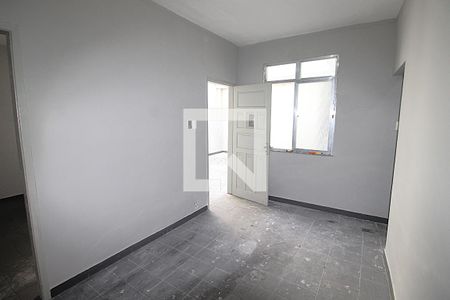 Sala de casa para alugar com 1 quarto, 35m² em Vila Valqueire, Rio de Janeiro