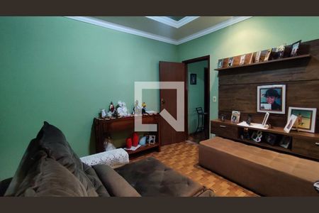 Sala 1 de casa à venda com 3 quartos, 170m² em Nacional, Contagem