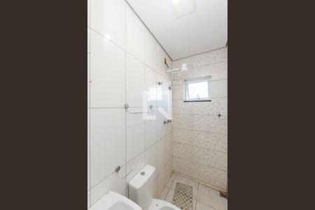 Banheiro de kitnet/studio para alugar com 1 quarto, 30m² em Bonfim, Belo Horizonte