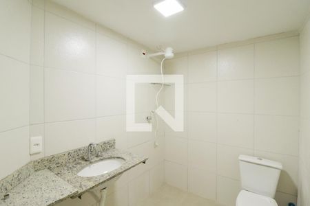 Banheiro de casa de condomínio para alugar com 1 quarto, 40m² em Vila dos Andrades, São Paulo