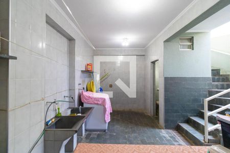 Casa para alugar com 369m², 5 quartos e 2 vagas Casa para alugar com 369m², 5 quartos e 2 vagasÁrea de Serviço