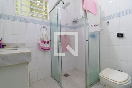 Casa para alugar com 369m², 5 quartos e 2 vagas Casa para alugar com 369m², 5 quartos e 2 vagasBanheiro da Suíte 02