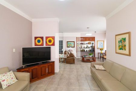 Casa para alugar com 369m², 5 quartos e 2 vagas Casa para alugar com 369m², 5 quartos e 2 vagasSalas