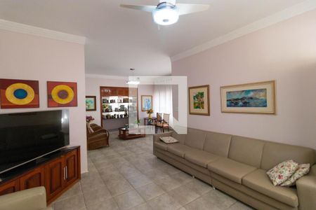 Casa para alugar com 369m², 5 quartos e 2 vagas Casa para alugar com 369m², 5 quartos e 2 vagasSalas