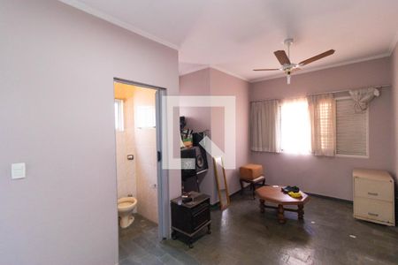 Casa para alugar com 369m², 5 quartos e 2 vagas Casa para alugar com 369m², 5 quartos e 2 vagasSuíte da casa 02