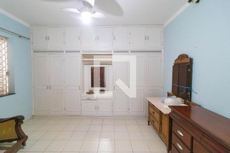 Casa para alugar com 369m², 5 quartos e 2 vagas Casa para alugar com 369m², 5 quartos e 2 vagasSuíte 03