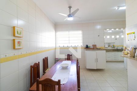 Casa para alugar com 369m², 5 quartos e 2 vagas Casa para alugar com 369m², 5 quartos e 2 vagasCopa