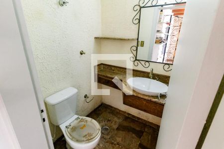 Lavabo de casa à venda com 3 quartos, 246m² em Jardim Londrina, São Paulo