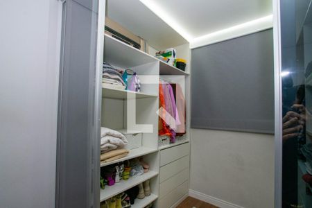 Closet do quarto 1 de apartamento à venda com 2 quartos, 52m² em Cidade Brasil, Guarulhos