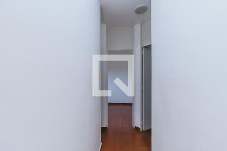 corredor dos quartos de apartamento para alugar com 3 quartos, 78m² em Jardim Fátima, São José dos Campos