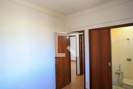 Quarto de apartamento à venda com 3 quartos, 76m² em Santa Tereza, Belo Horizonte