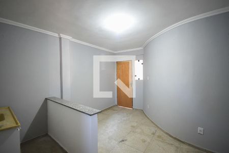 Sala de apartamento para alugar com 1 quarto, 45m² em Parque Pinheiros, Taboão da Serra