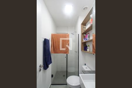 Banheiro de apartamento para alugar com 1 quarto, 26m² em Sumarezinho, São Paulo