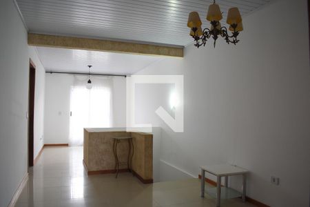 Sala 3 de casa para alugar com 4 quartos, 130m² em Uberaba, Curitiba