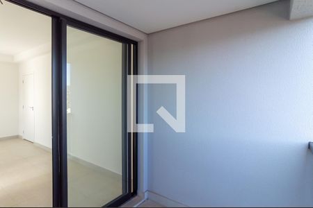 Varanda da sala de apartamento para alugar com 1 quarto, 70m² em Bethaville Ii, Barueri