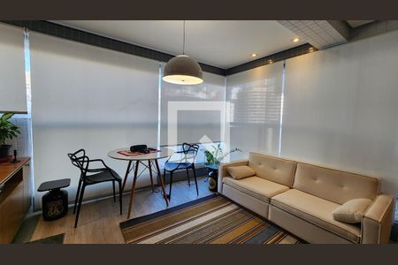 Detalhe Sala de apartamento para alugar com 1 quarto, 60m² em Pompéia, Santos