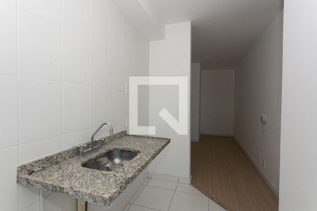 Cozinha de apartamento para alugar com 2 quartos, 52m² em Vila Esperança, São Paulo