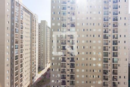 Vista de apartamento para alugar com 2 quartos, 57m² em Umuarama, Osasco