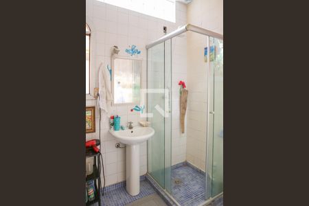 Casa para alugar com 220m², 3 quartos e 2 vagas Casa para alugar com 220m², 3 quartos e 2 vagasBanheiro Social